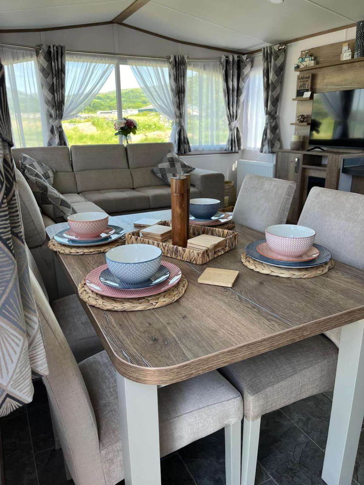 Visma Caravan Llanddwywe Exterior photo